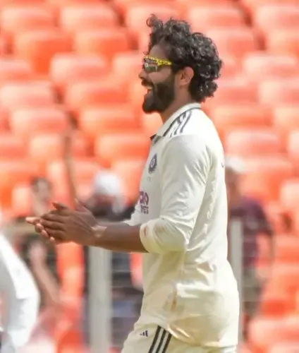 1st Test: How does Jadeja prepare and pace his innings?