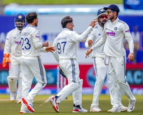 India spinners skittle Sri Lanka to 99/5 at lunch, lead by 363 in Galle Test