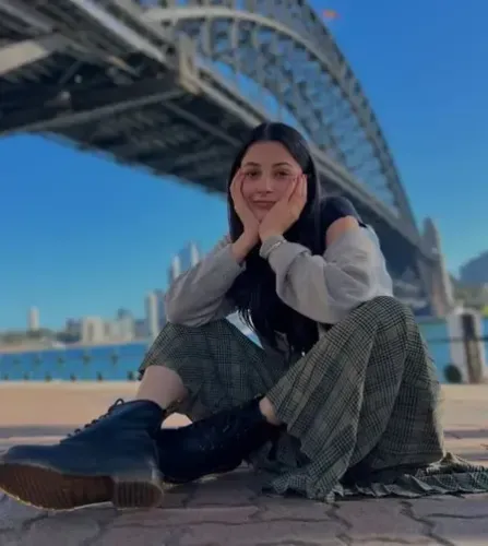 पुराने गानों के साथ 'पंजाब की कटरीना' ने उठाया सुहाने मौसम का लुत्फ