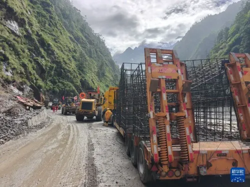 चीलोंग काउंटी भूस्खलन: 2,141 बचावकर्मी तैनात, 16 मृत और 546 लापता