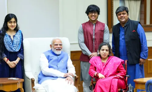 नई दिल्ली: वसुंधरा राजे और पीएम मोदी की बैठक