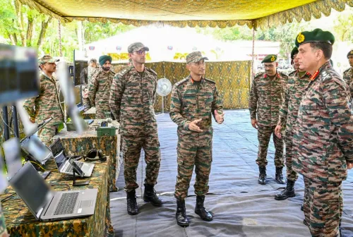 सेनाध्यक्ष जनरल धीरज सेठ ने डिंजन में परखी सेना की युद्धक तैयारी