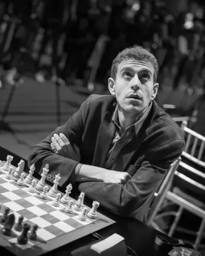 29 वर्षीय ग्रैंडमास्टर डैनियल नारोदित्स्की का निधन, प्रज्ञानंद ने जताया शोक