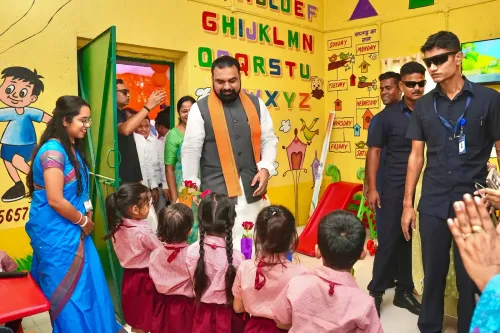 फुलवारीशरीफ आँगनवाड़ी में सम्राट चौधरी का 'आँगन का मिलन' शुभारंभ