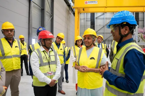 Cadarache: Nirmala Sitharaman visits ITER facility
