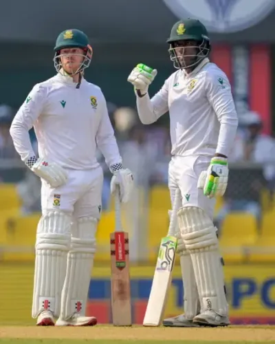 Can Senuran Muthusamy's Unbeaten 56 Lead South Africa to Victory?