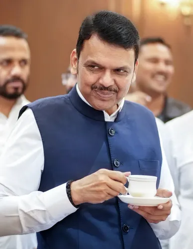 मुख्यमंत्री फडणवीस का विधान भवन में 'चहापान' में शिरकत