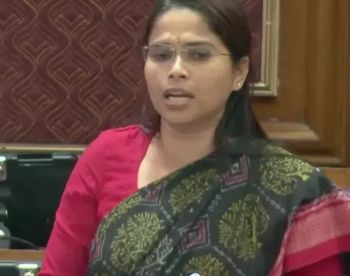 क्या 30 सालों से महिलाओं के आंसू नहीं दिखे? माफिया का एनकाउंटर गुजरा नागवार: पूजा पाल का सपा पर आरोप