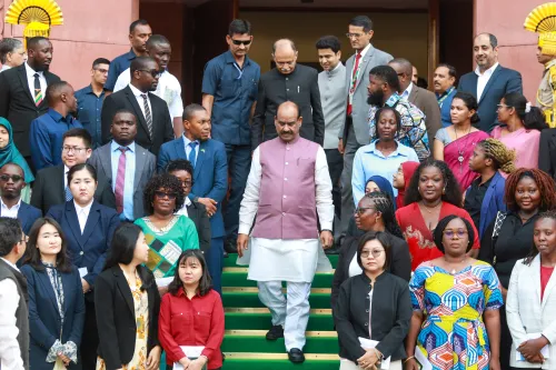 नई दिल्ली: ओम बिड़ला ने यूरोपीय संघ की संसदीय प्रतिनिधिमंडल से मुलाकात की