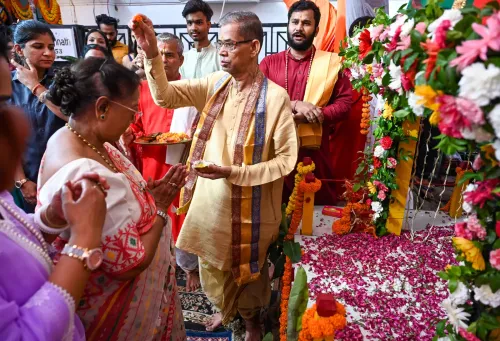 CR Park रथयात्रा में सविता कोविंद की उपस्थिति