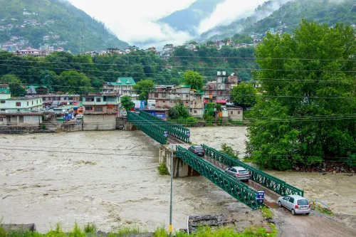 Kullu: Beas River swells after heavy rain