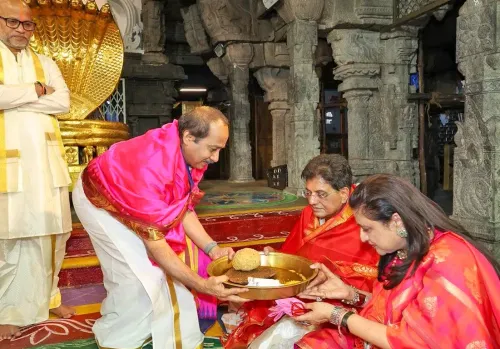 तिरुमला में पीयूष गोयल का श्री वेंकटेश्वर मंदिर दर्शन