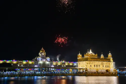 अमृतसर: गुरु तेग बहादुर की जयंती समारोह स्वर्ण मंदिर में