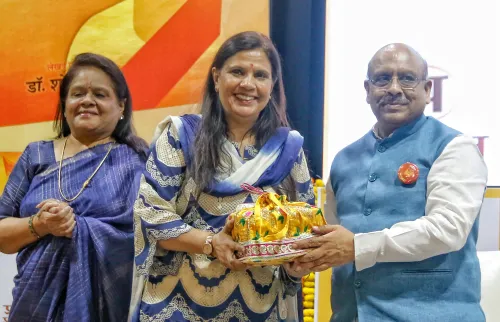 नई दिल्ली: संघ और महिलाओं की भागीदारी पर पुस्तक का विमोचन