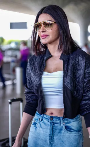 Mumbai: Sherlyn Chopra Spotted at Airport