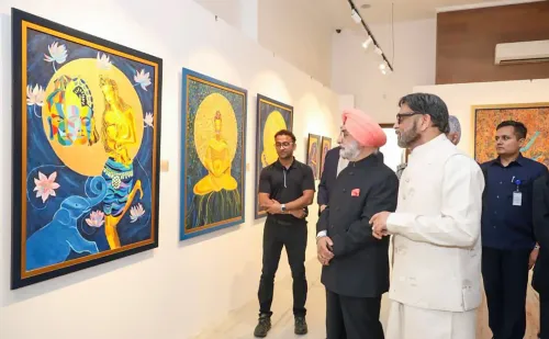 नई दिल्ली: जयंत खोबरागड़े की एकल कला प्रदर्शनी में दिल्ली के एलजी की उपस्थिति