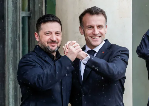 Paris: Emmanuel Macron Hosts Volodymyr Zelensky at the Elysee Palace