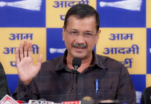 नई दिल्ली: अरविंद केजरीवाल ने मीडिया सम्मेलन में बात की