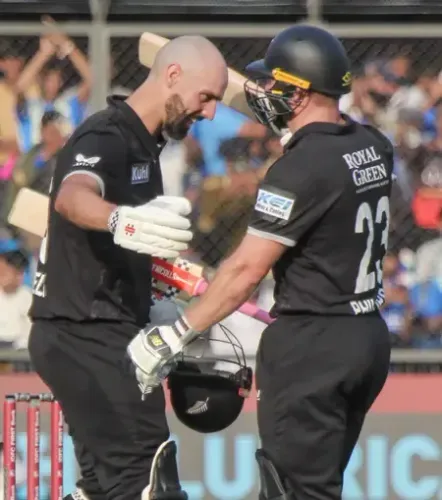 How Did Mitchell and Phillips Lead New Zealand to 337/8 in the Deciding ODI?