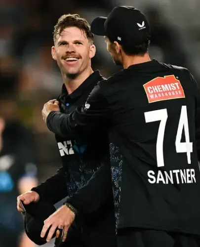 New Zealand Dominates South Africa with 8-Wicket Victory in 3rd T20I
