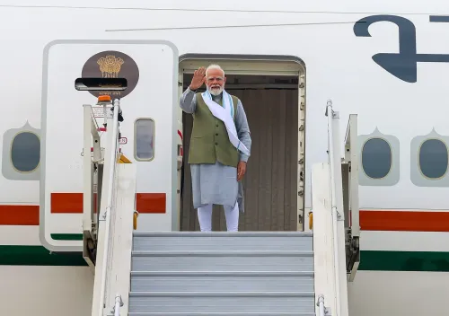 मोदी का फ्रांस-स्लोवाकिया दौरा: नई दिल्ली से रवानगी