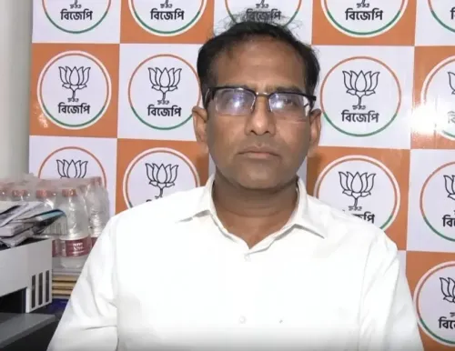 4 मई को ममता बनर्जी का जाना: देबजीत सरकार का बड़ा बयान