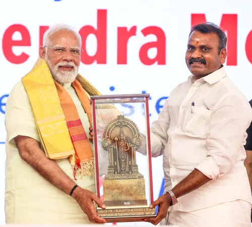 Prime Minister Modi inaugurates projects and lays foundation stone in Madurai