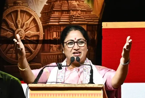 New Delhi: Rekha Gupta Participates in Odisha Parba Cultural Celebration