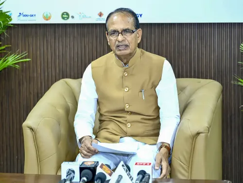 New Delhi: Shivraj Singh Chouhan Releases PMAY-G Funds