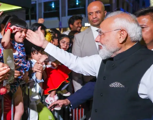 Paris: PM Modi receives warm welcome from Indian community