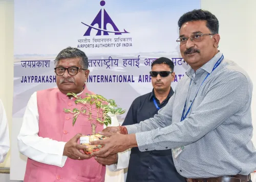 Patna: Ravi Shankar Prasad participates in airport advisory committee gathering