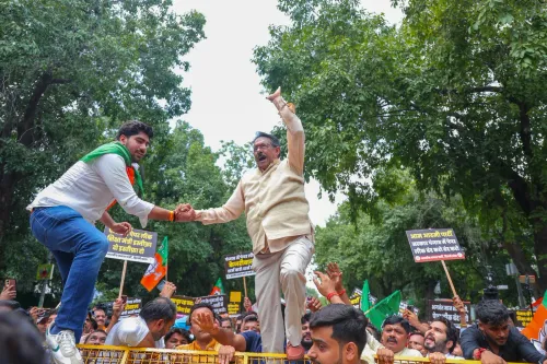 New Delhi: BJP protests over alleged Punjab paper leak