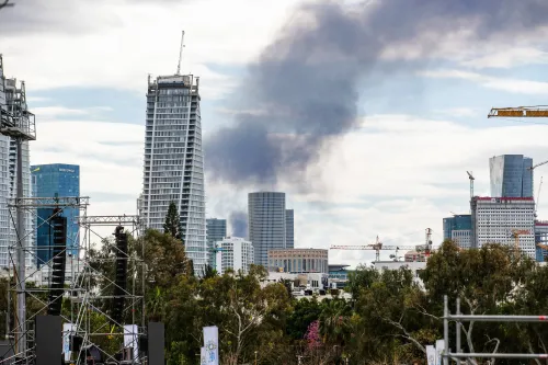 Dense smoke visible from a structure in Tel Aviv