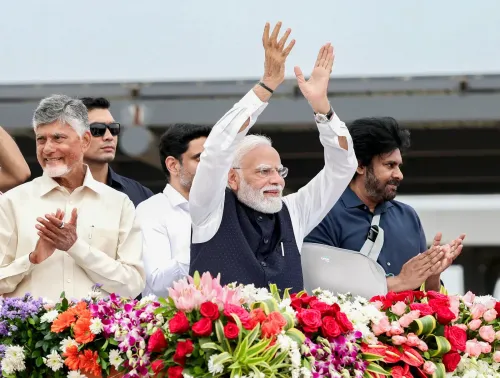 मोदी, चंद्रबाबू नायडू और पवन कल्याण — उद्घाटन की ऐतिहासिक तस्वीर