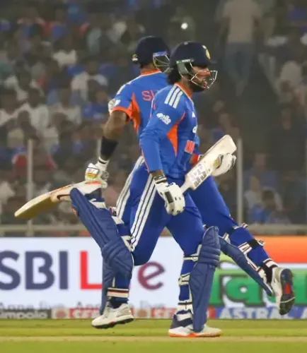 How Did Tilak and Hardik Lead India to 231/5 Against South Africa?