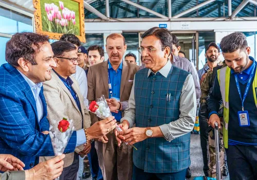 Mansukh Mandaviya in Srinagar