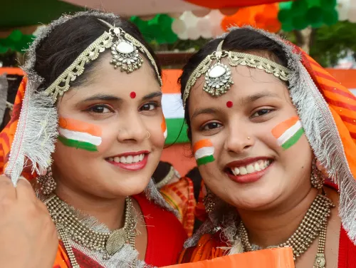 Patna: Students participate in Tiranga Yatra