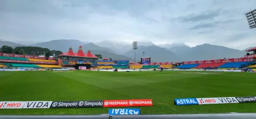 HPCA स्टेडियम में पिच ढकी, बारिश ने मैच से पहले रोका खेल