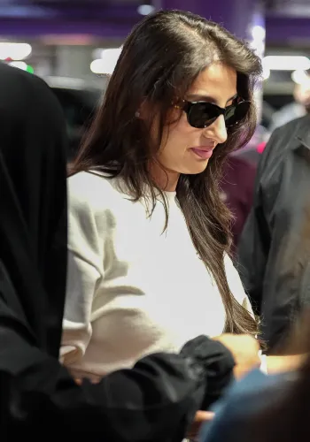 Mumbai: Nora Fatehi spotted at the airport