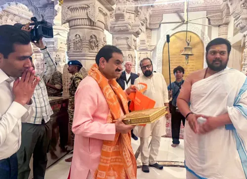 अयोध्या: गौतम अडानी ने श्री राम जन्मभूमि मंदिर में पूजा अर्चना की