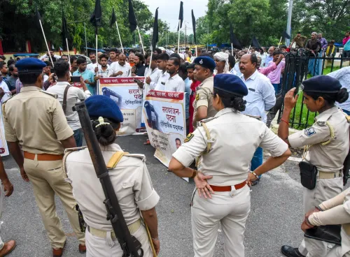 Patna: Protest against Greenfield Expressway