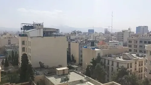Iran shuts down its airspace in response to Israel's offensive
