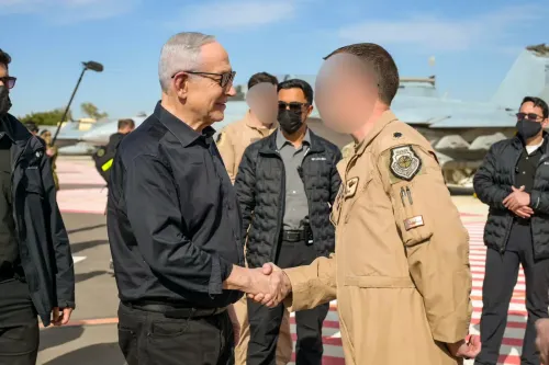 Tel Aviv: Netanyahu Engages with Israeli and American Aviators