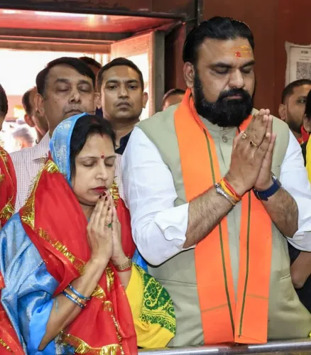 Patna: Samrat Choudhary and his wife pray at Sonpur