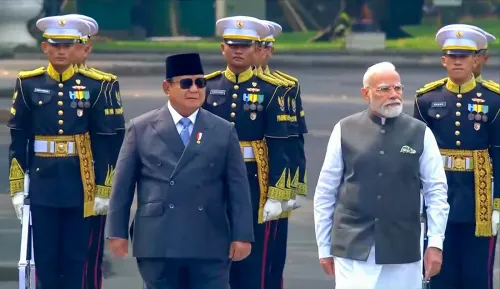जकार्ता में मोदी का औपचारिक स्वागत समारोह
