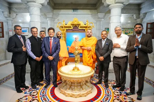 Piyush Goyal Visits BAPS Swaminarayan Mandir in Toronto