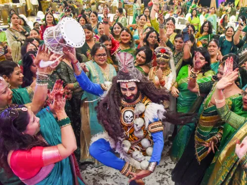 Patna: Bhumihar Mahila Samaj hosts Sawan Milan Samaroh