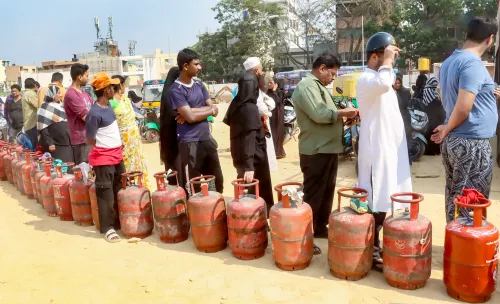 Bengaluru: Ongoing LPG Distribution at Shivajinagar