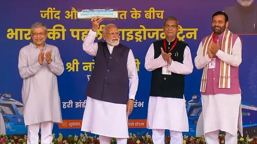 जींद स्टेशन पर ऐतिहासिक क्षण — मोदी, वैष्णव और सैनी एक मंच पर
