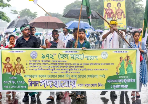 हूल दिवस: कोलकाता में आदिवासियों का ऐतिहासिक प्रतिरोध मार्च